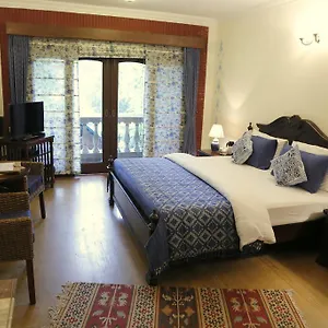 the-estate.top-gurgaonhotels.com/