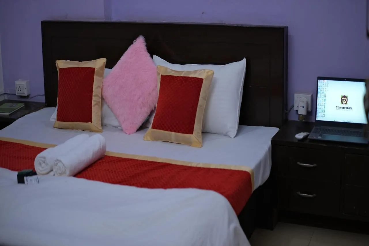 Travel Monkey Hostel Agra  Agra (Uttar Pradesh)